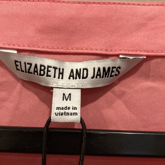 Elizabeth and James Kohl’s Women's Short Sleeve Blouse Pink NWT - Picture 2 of 8